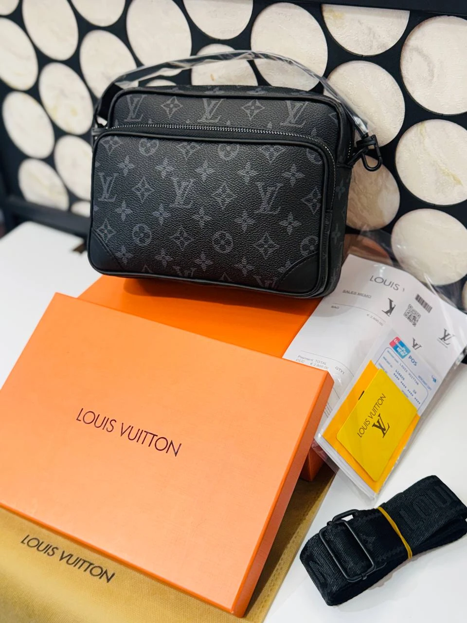 Louis Vuitton Monogram Messenger Bag