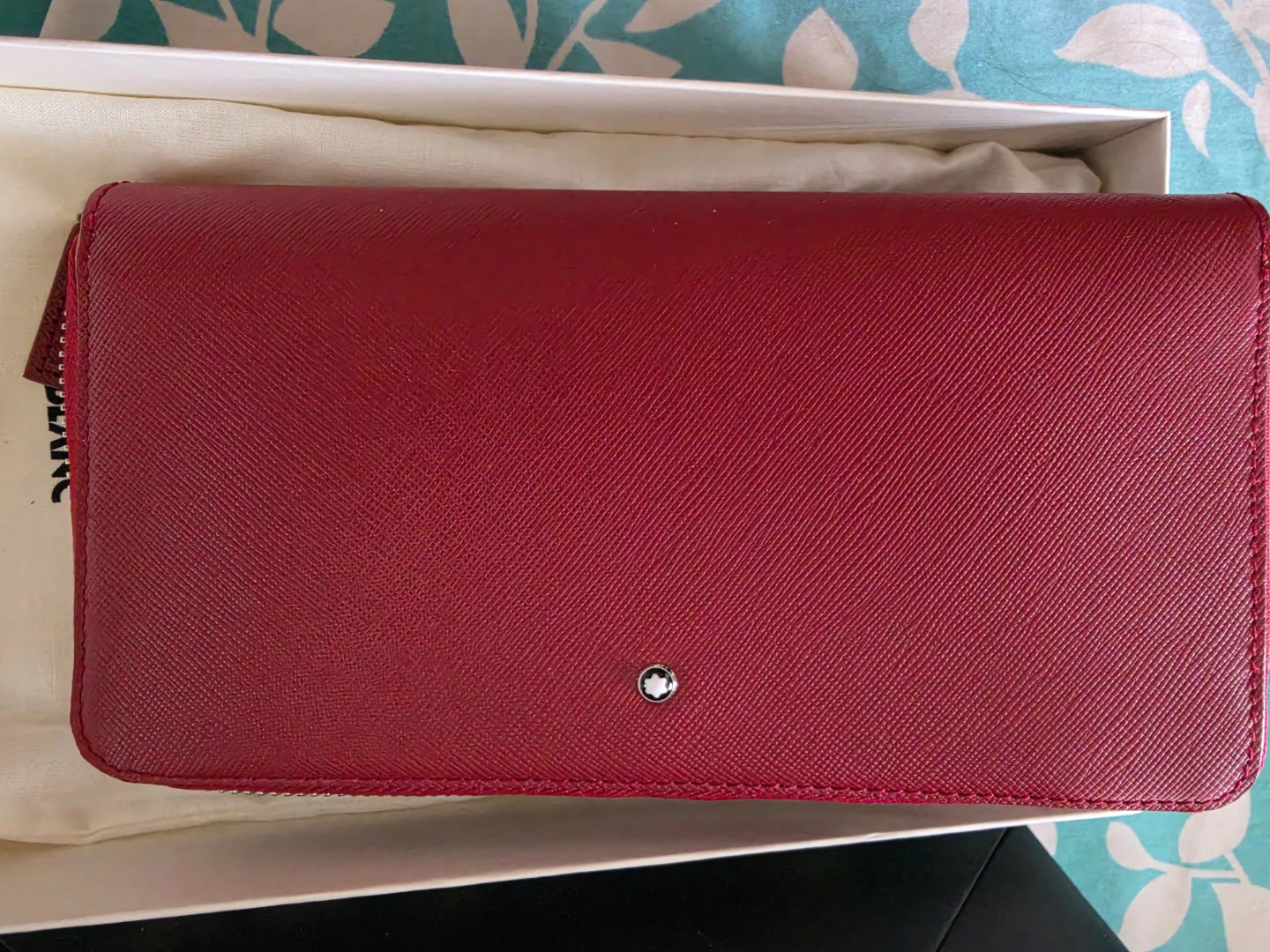 Montblanc Sartorial Red Leather Zip Around Wallet