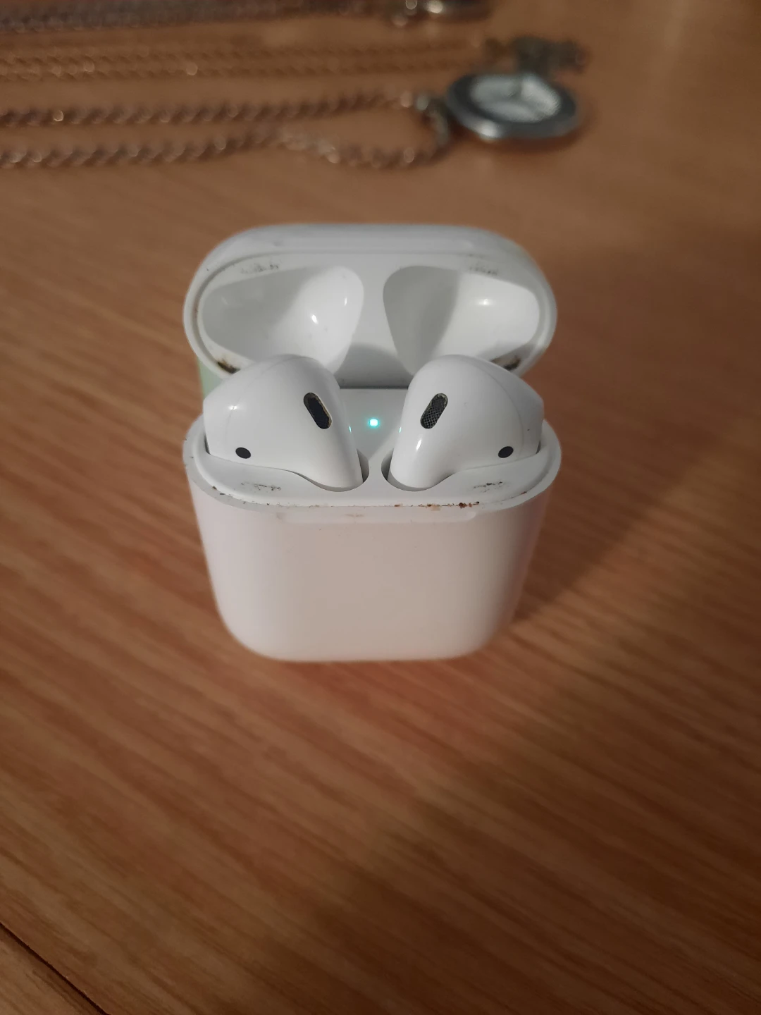 APPLE AIR PODS Second Generation