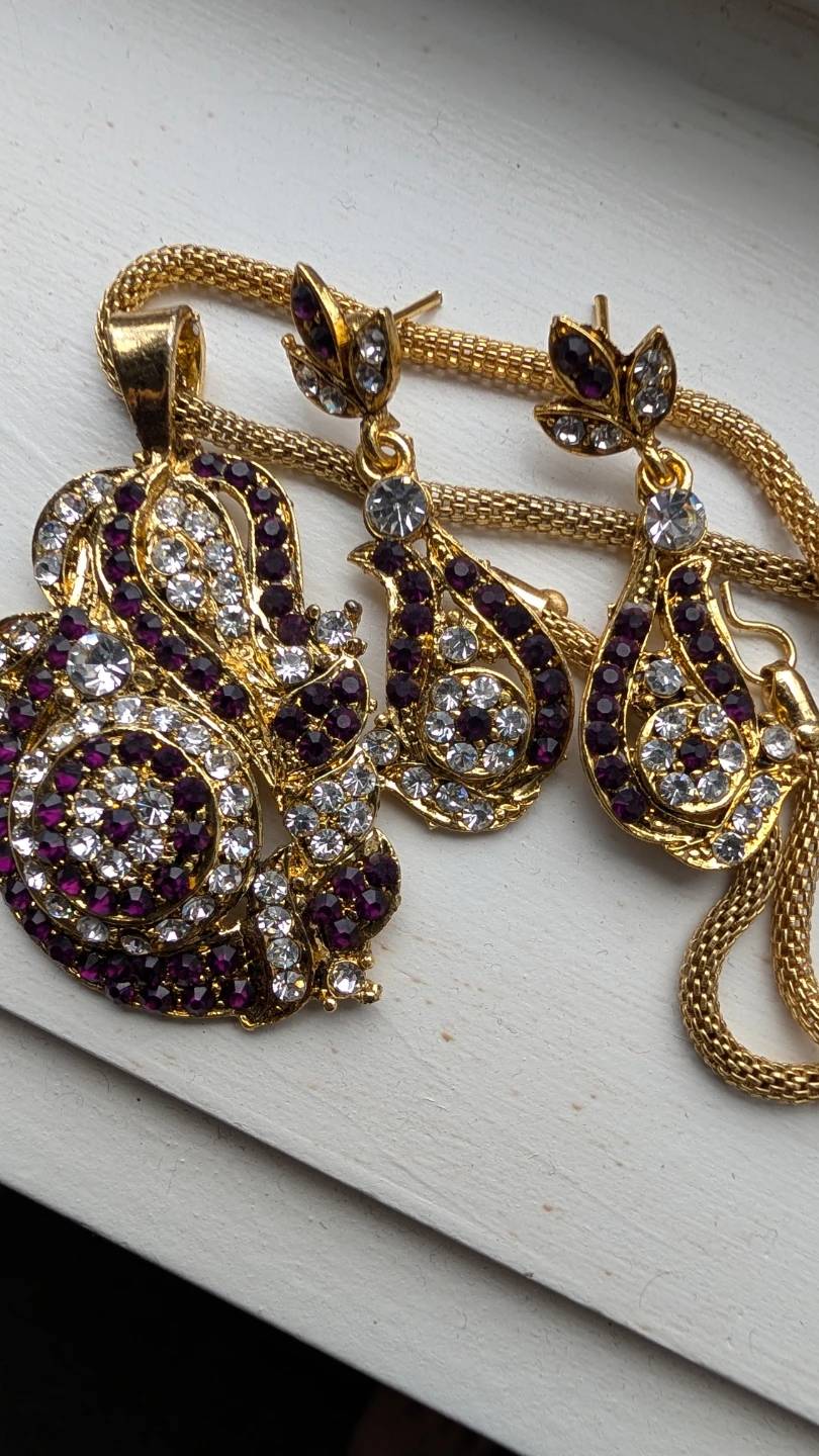 Gold-tone Pendant Necklace and Earring Set - photo 3