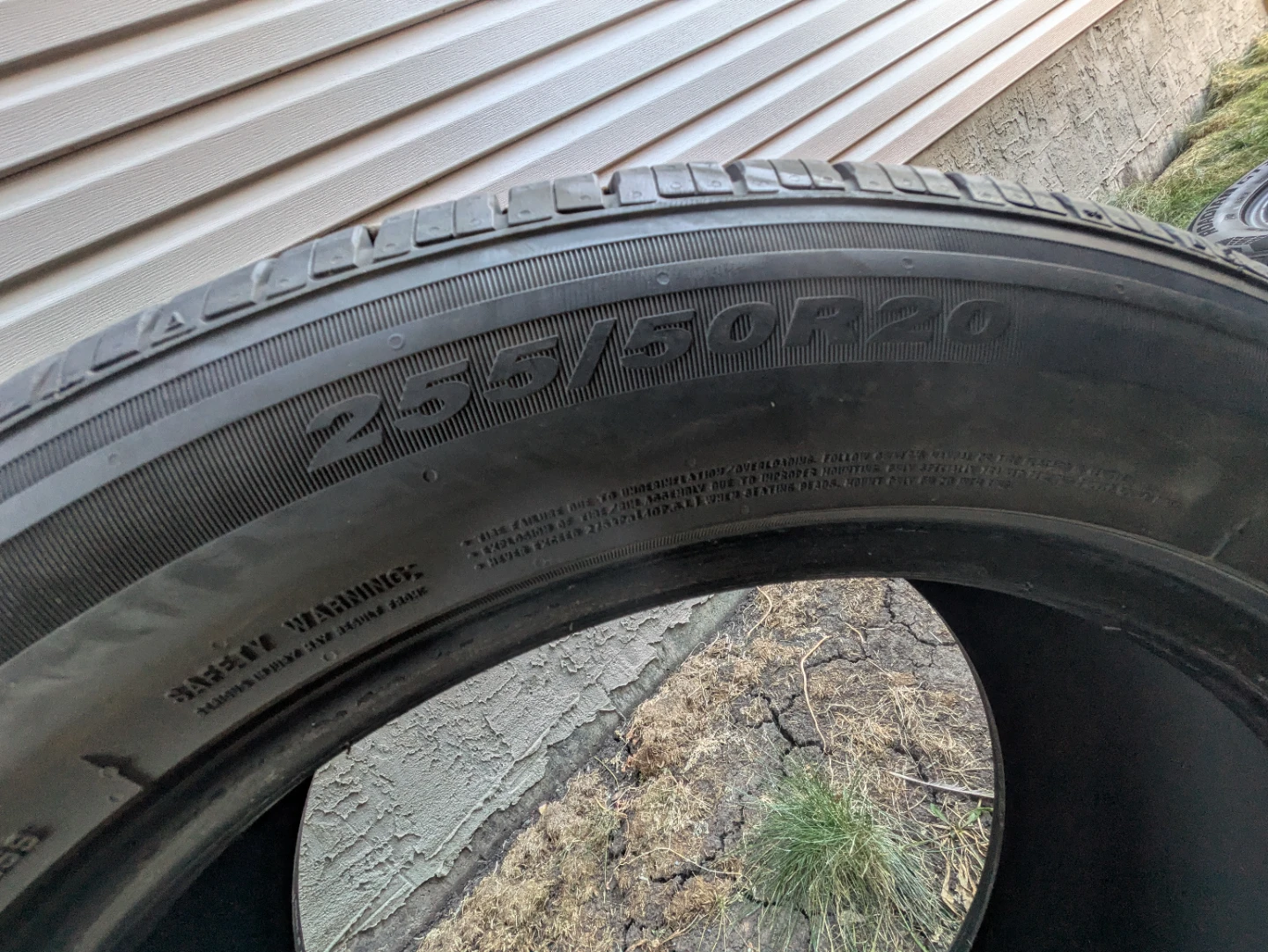 Nexen Roadian GTX SUV Tires 255/50R20 - photo 3