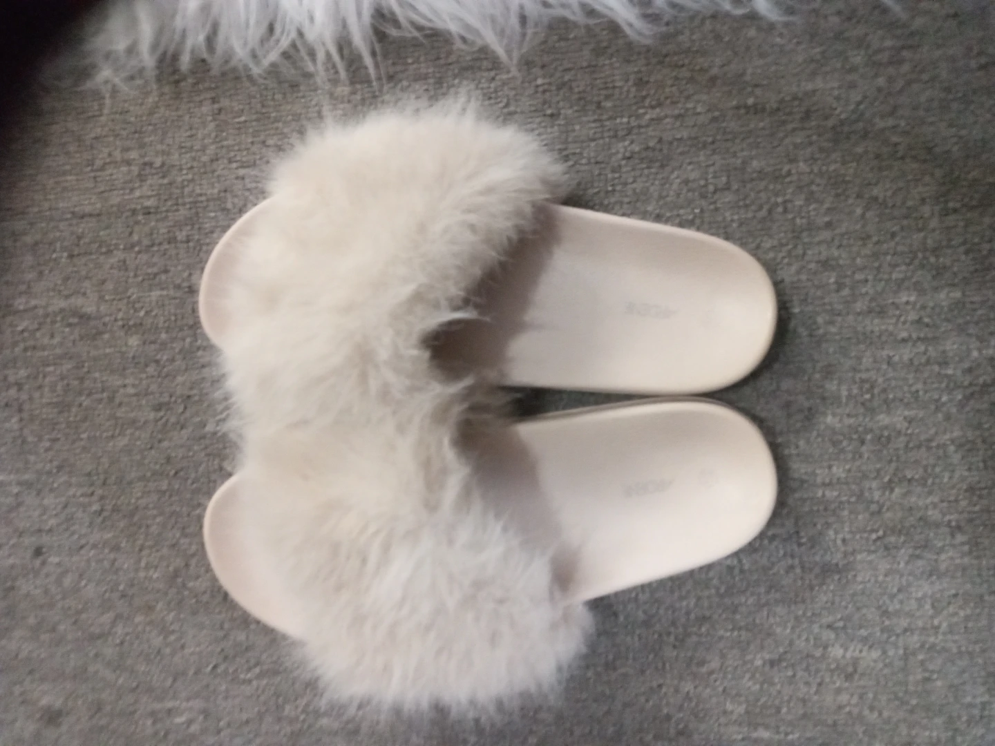 Fuzzy Slides