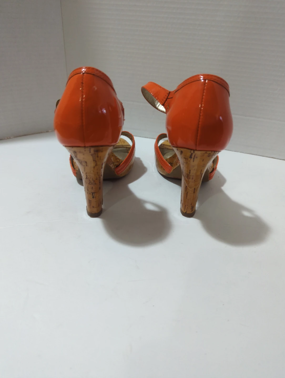 Sofft Orange Patent Cork Heel Sandals - photo 4