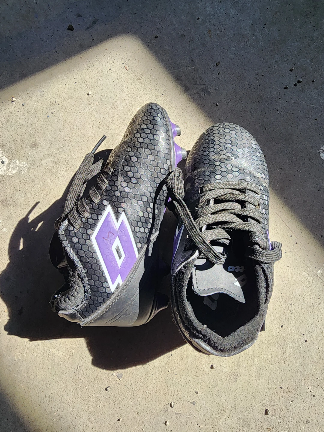 Lotto Soccer Cleats