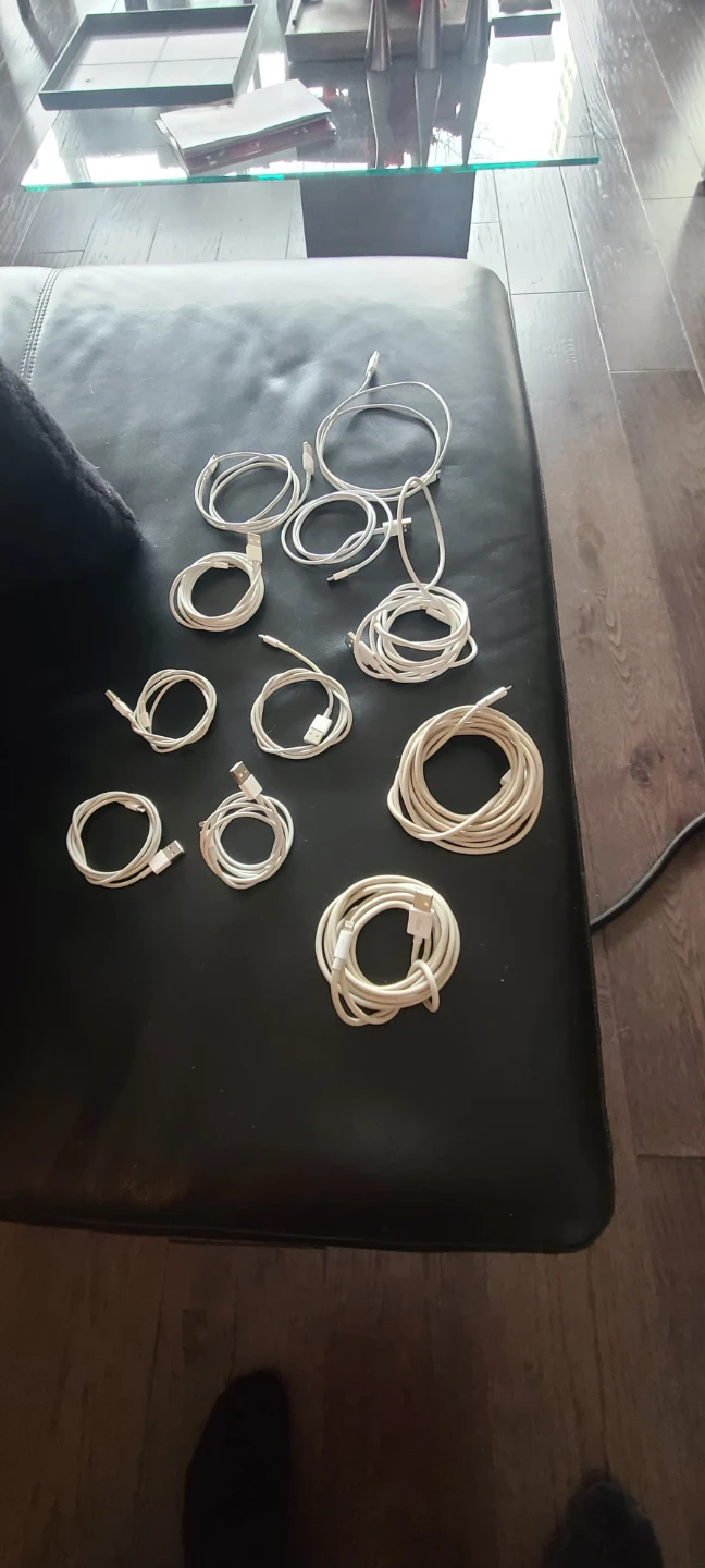 Bundle of White USB Apple Lightning Cables - photo 3