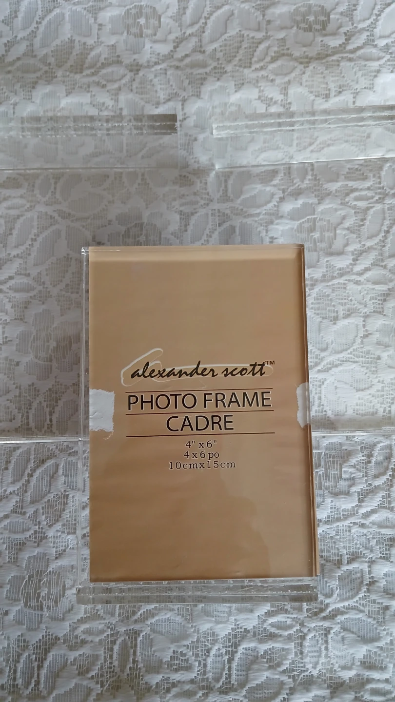 3 thick clear plexiglass photo frames for $5.00 - photo 3
