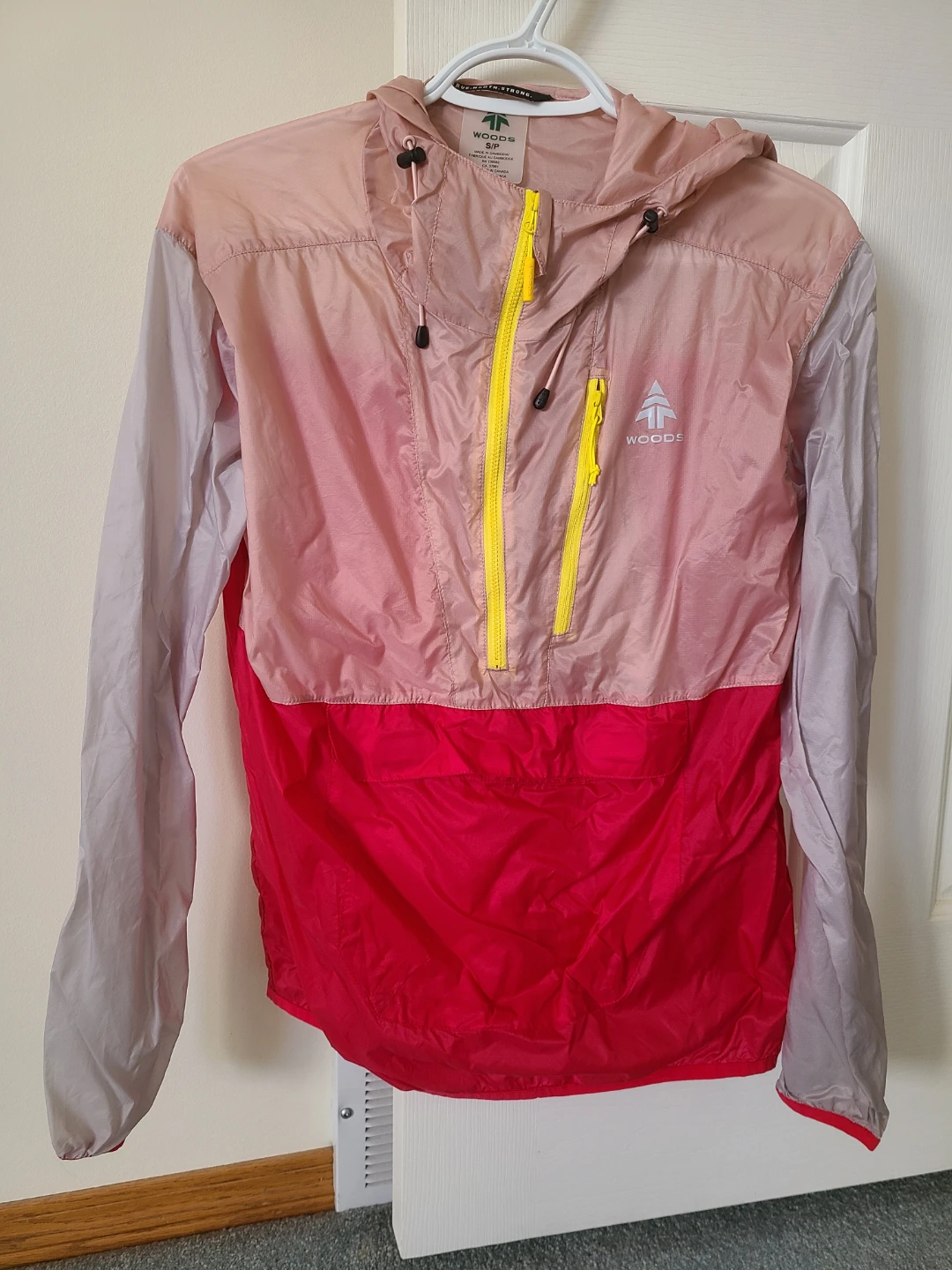 Woods Hooded Pullover Jacket