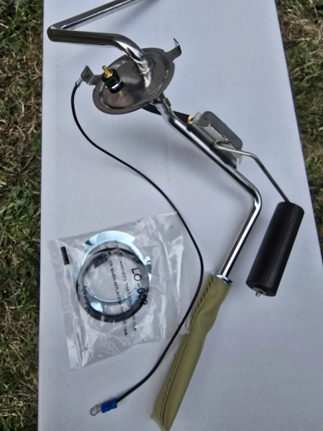 GM sending unit 3/8 outlet - photo 2