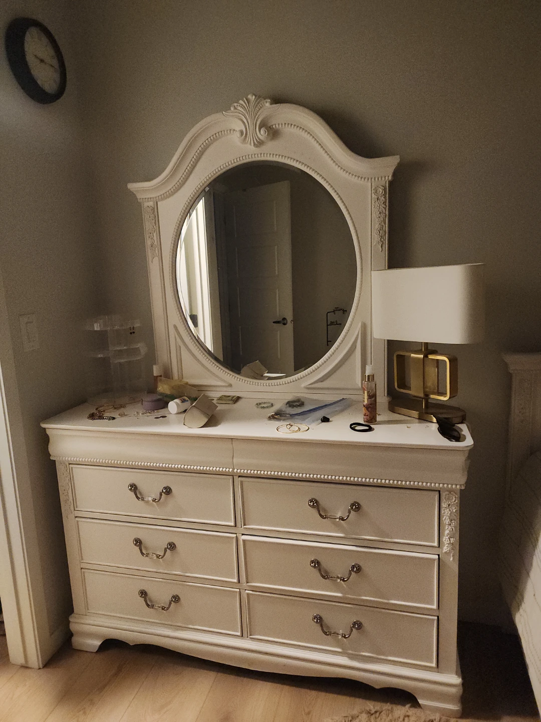 White Dresser with Mirror