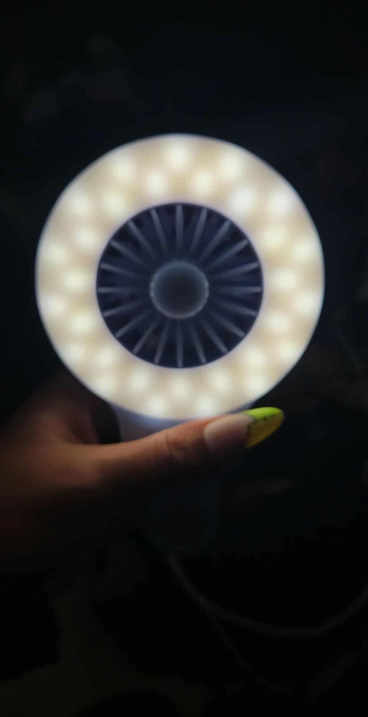 Fangirl Clip-on Phone Fan & Selfie Ring Light - photo 2