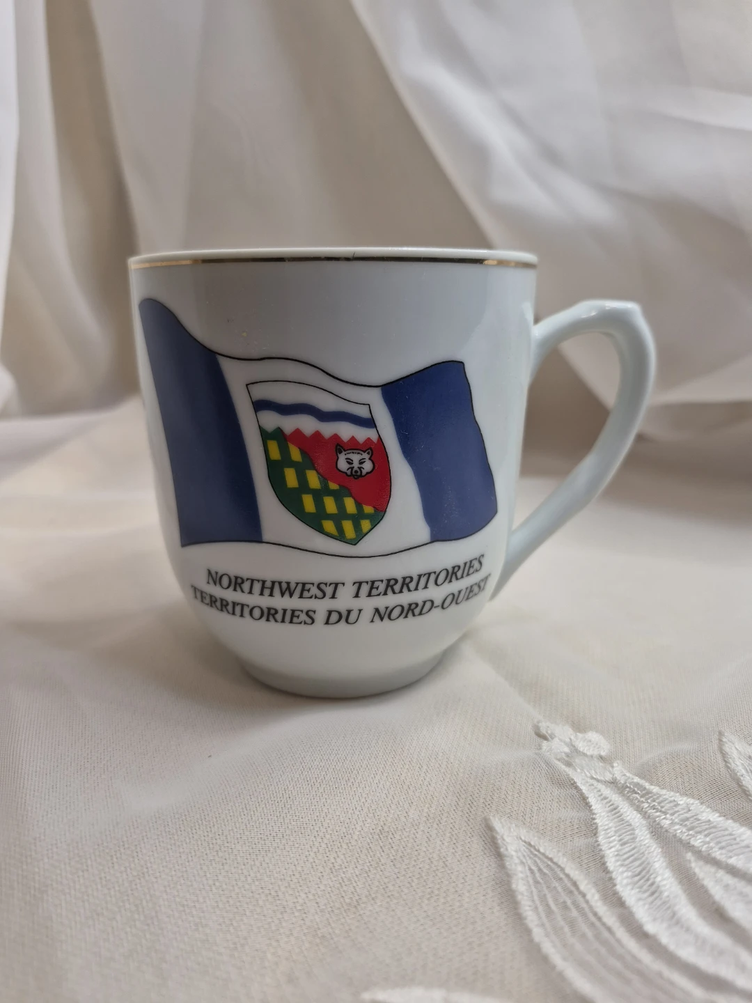 Canadian Collection Northwest Territories Porcelain Mug - photo 2