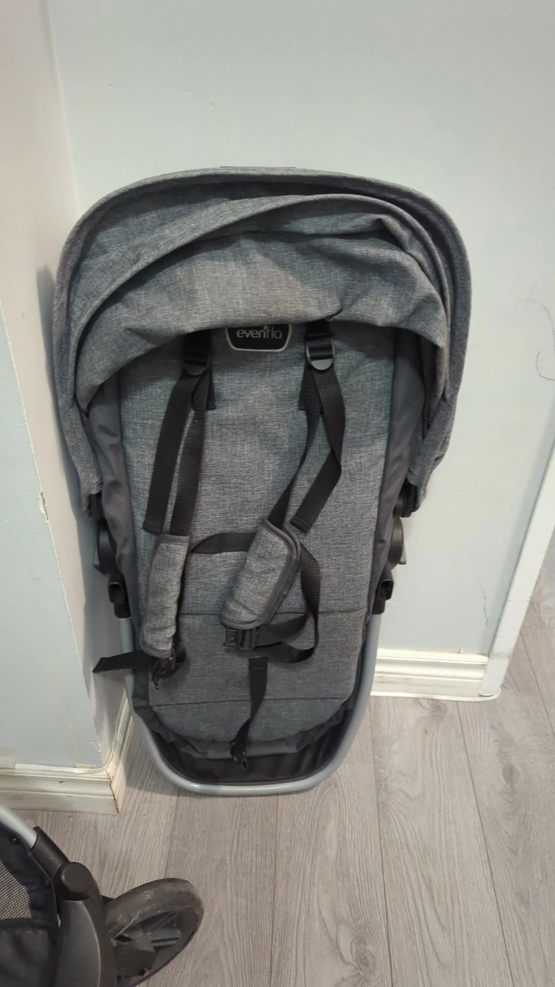 Evenflo Stroller - Grey - photo 2