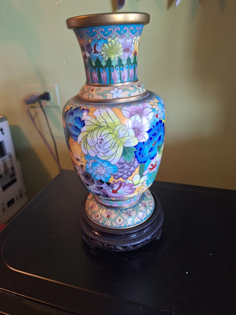 Vintage Cloisonné Vase with Wooden Base - photo 2