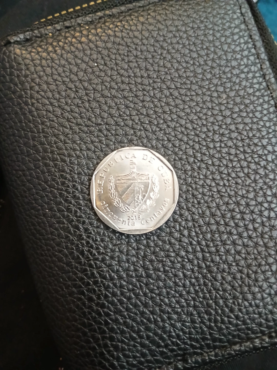Cuban 50 Centavos Coin - Catedral de la Habana - photo 2