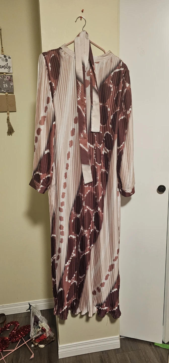 Pleated Print Long Sleeve Maxi Dress with Bow Necktie
