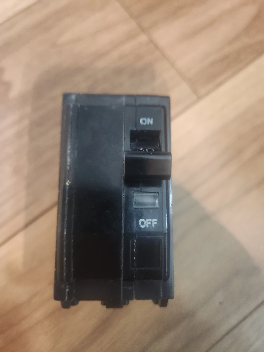 Square D 30 Amp Circuit Breaker - photo 3