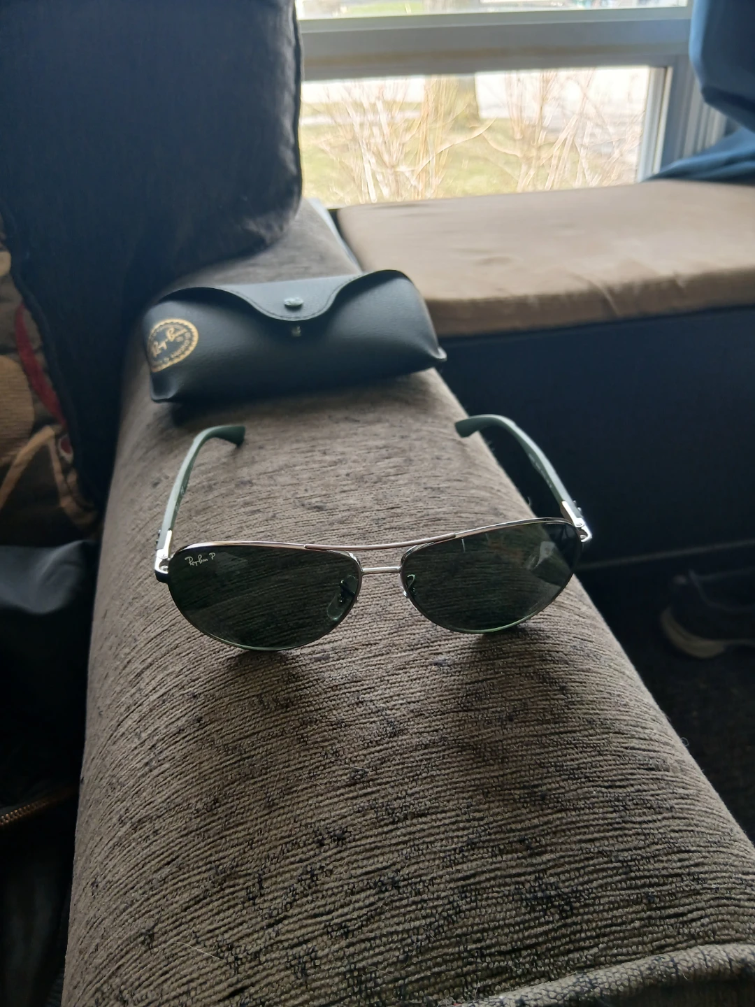 Ray-Ban Aviator Sunglasses with Case