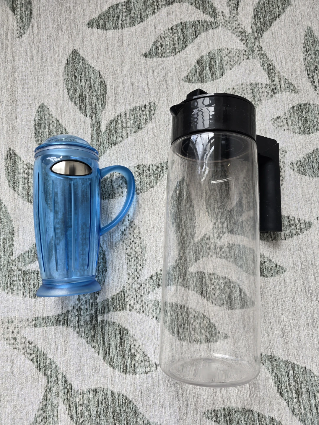 Juice Pitcher and Blue Cup with Straw Access