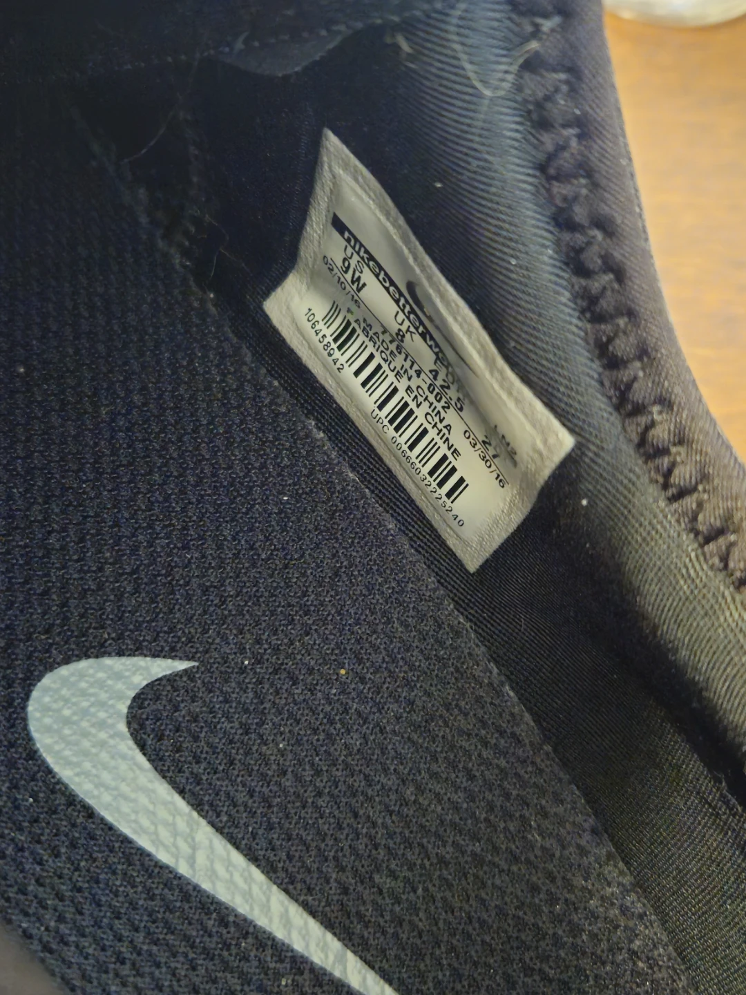 Nike Golf Shoes - photo 3