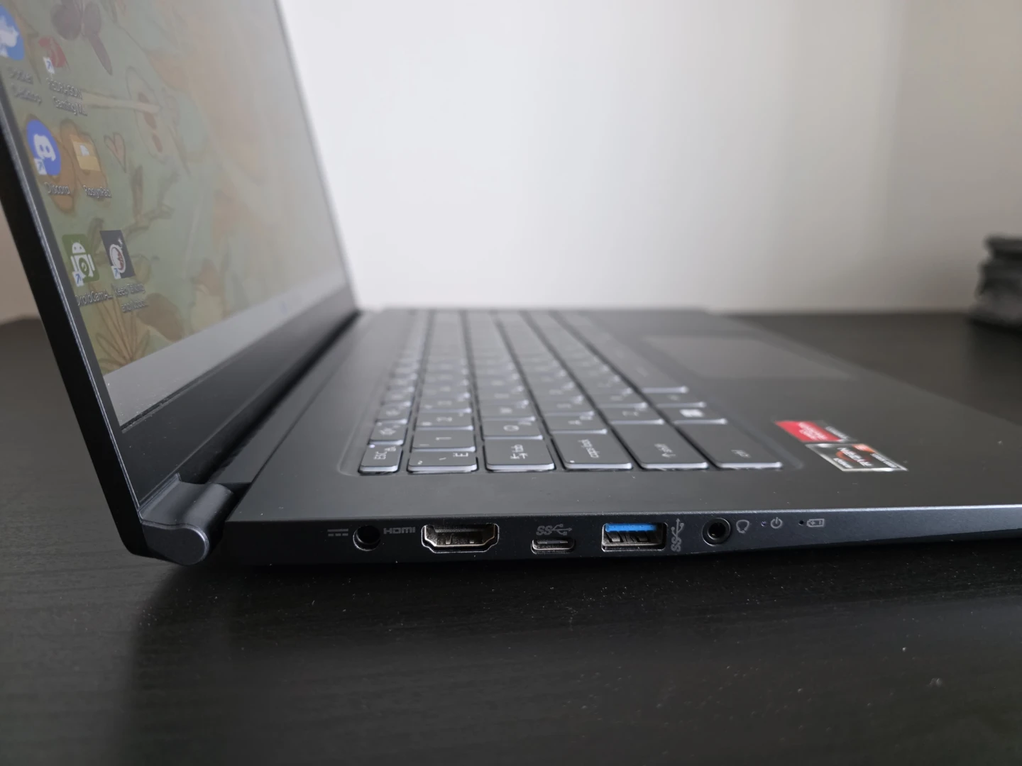 MSI Modern 15 Laptop - photo 4
