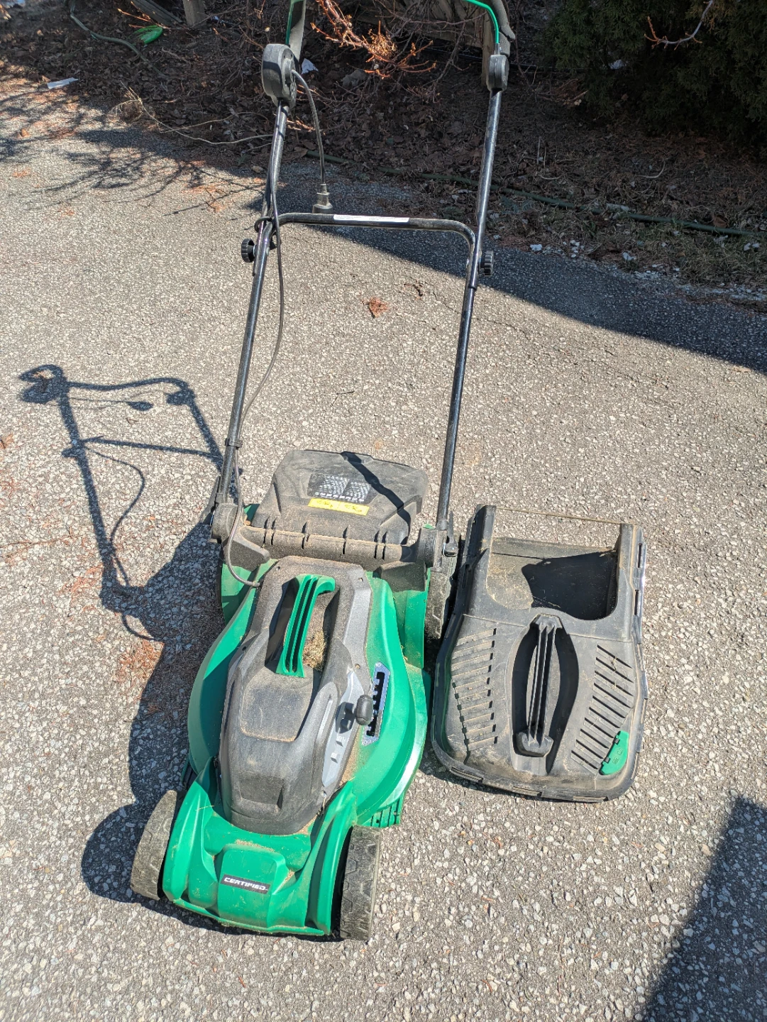 Certified 12A, 2-in-1 Electric Lawn Mower - photo 4