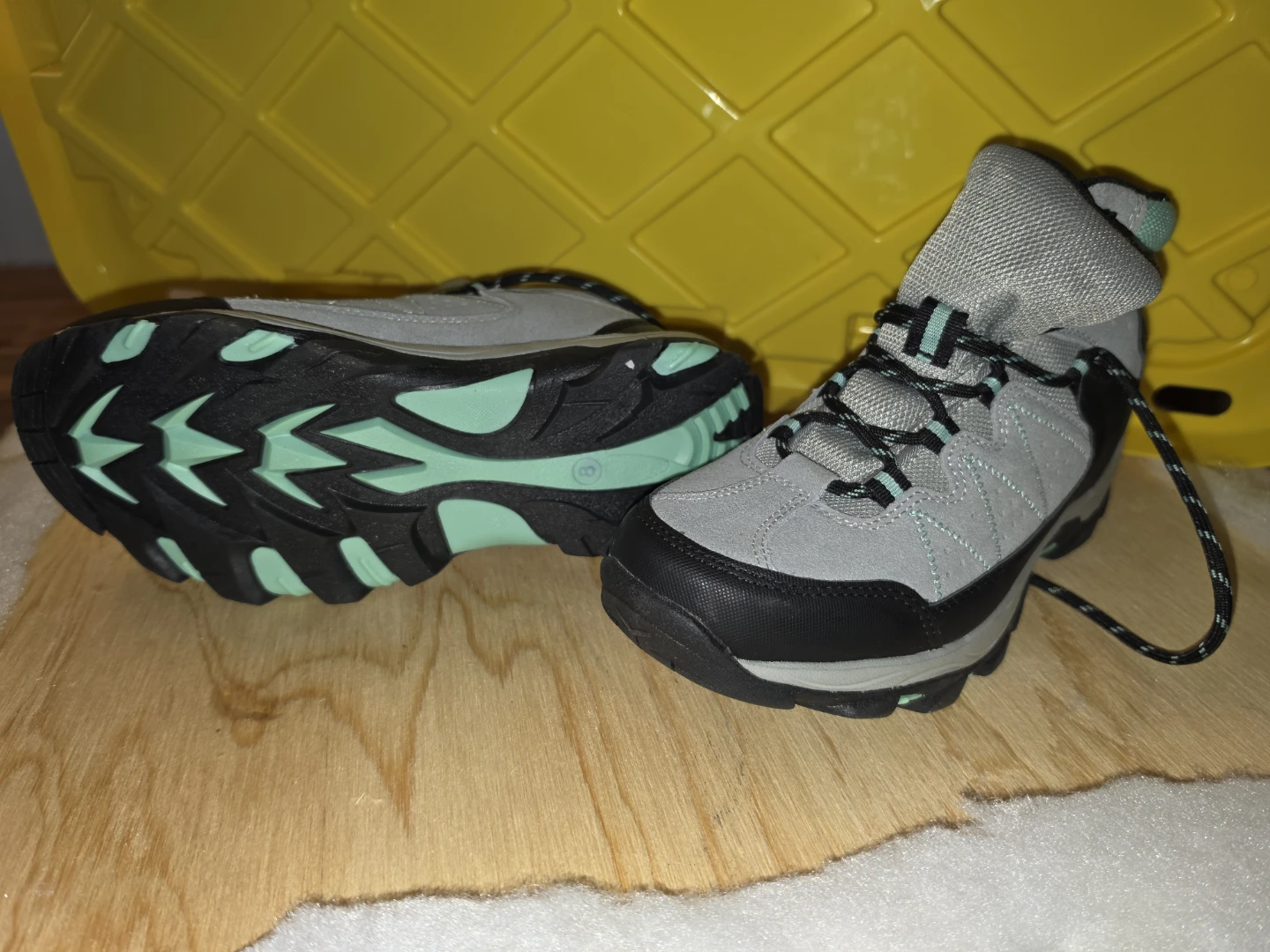ADVENTURIDGE Women's Hiking Boots - photo 3