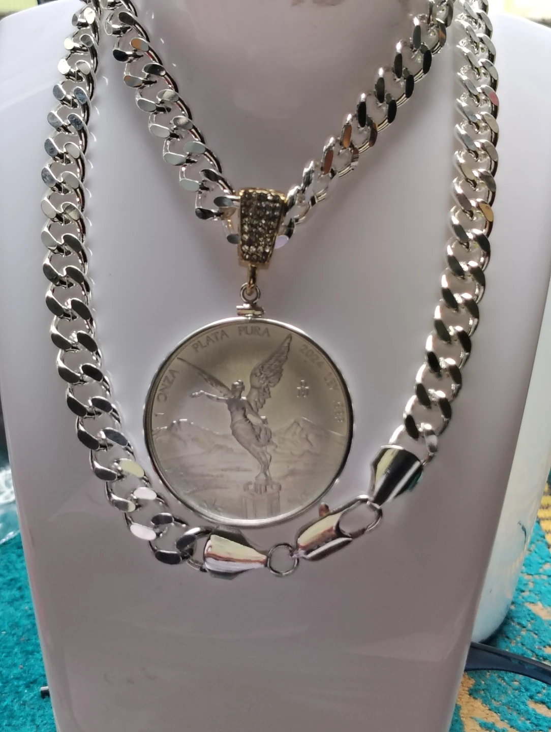 Collar chapado con moneda de plata libertad de México. - photo 4