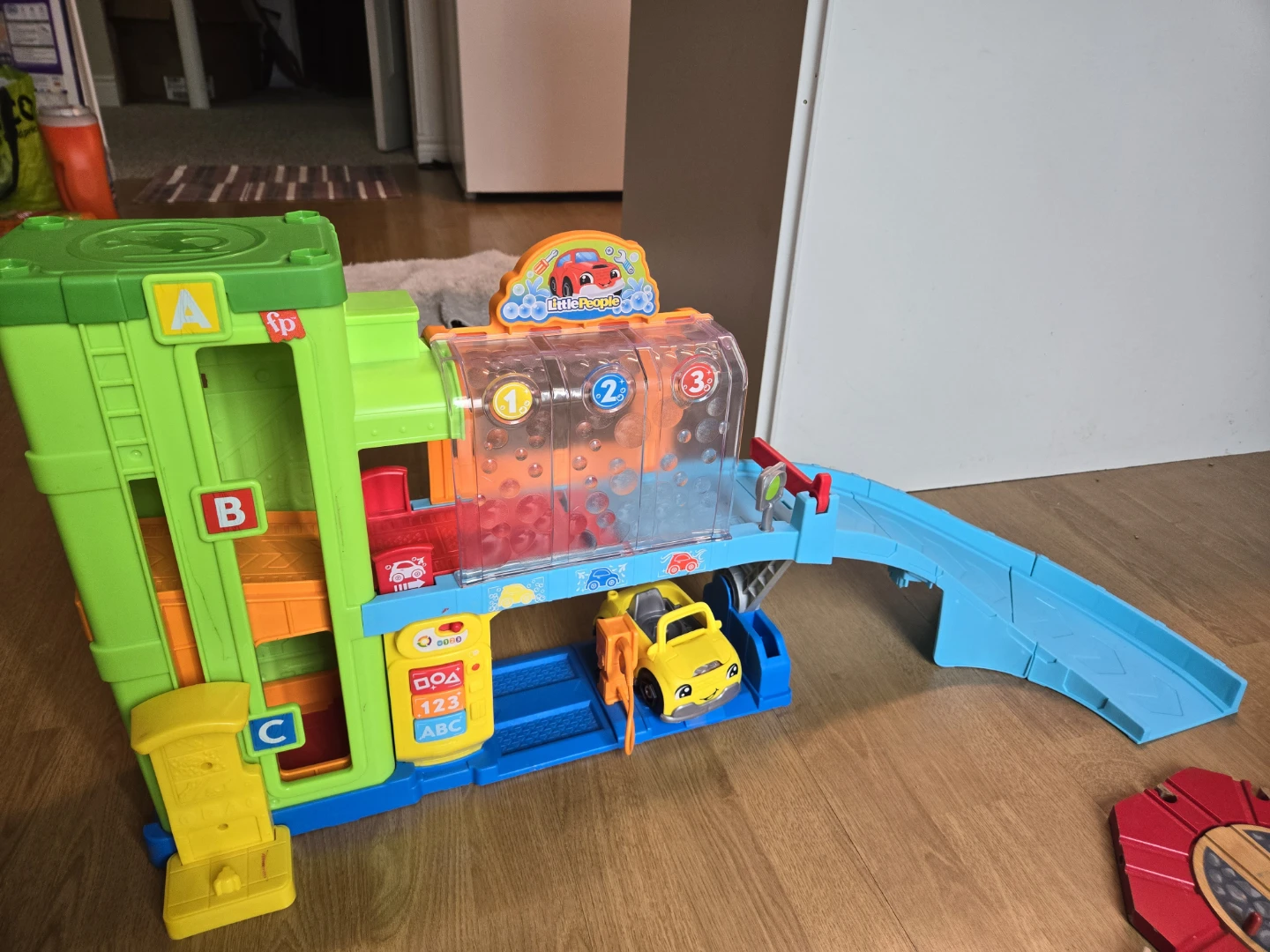 Fisher-Price Little People Car Wash Playset