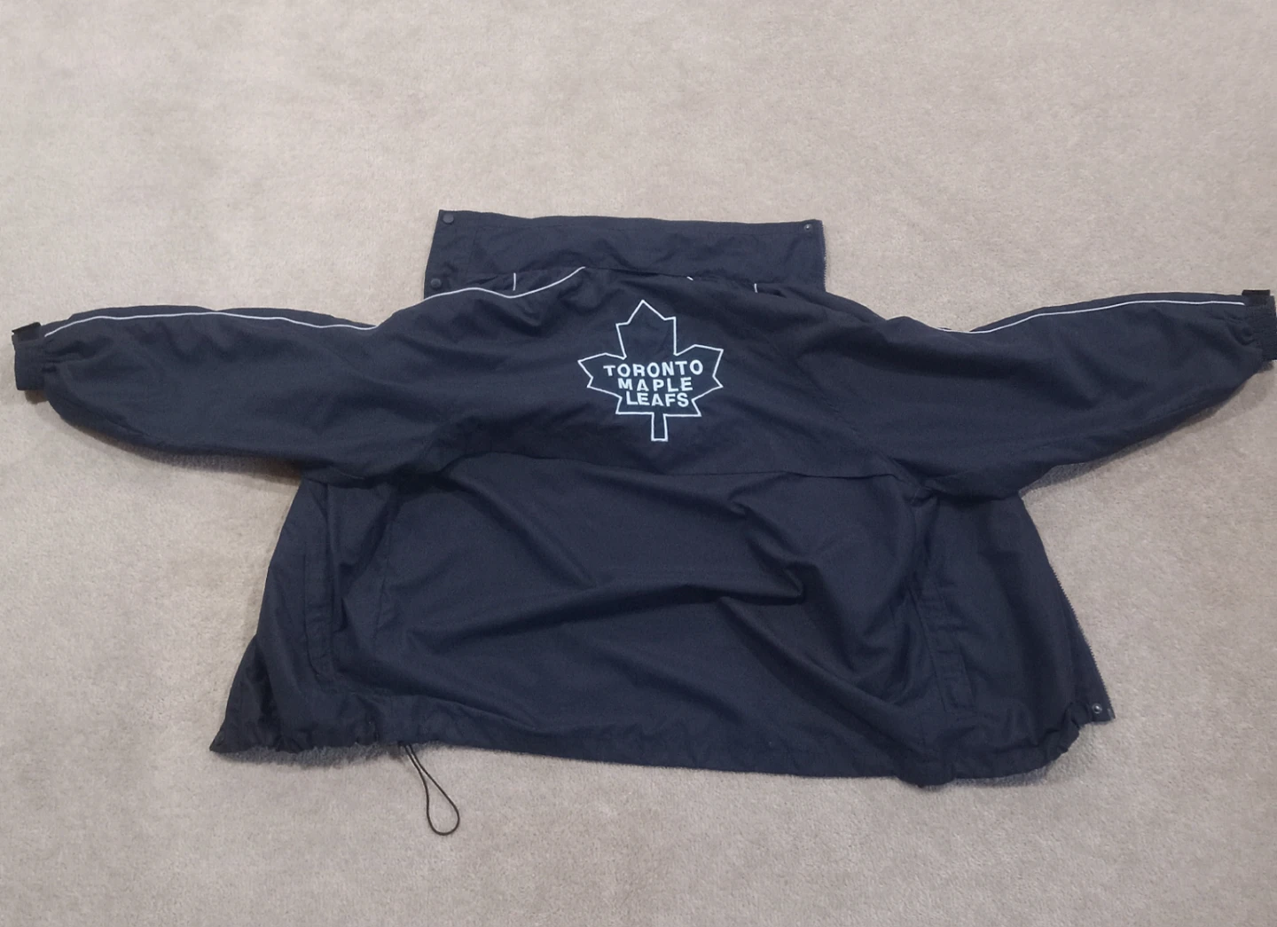 Toronto Maple Leafs Jacket- Mens Medium - photo 2