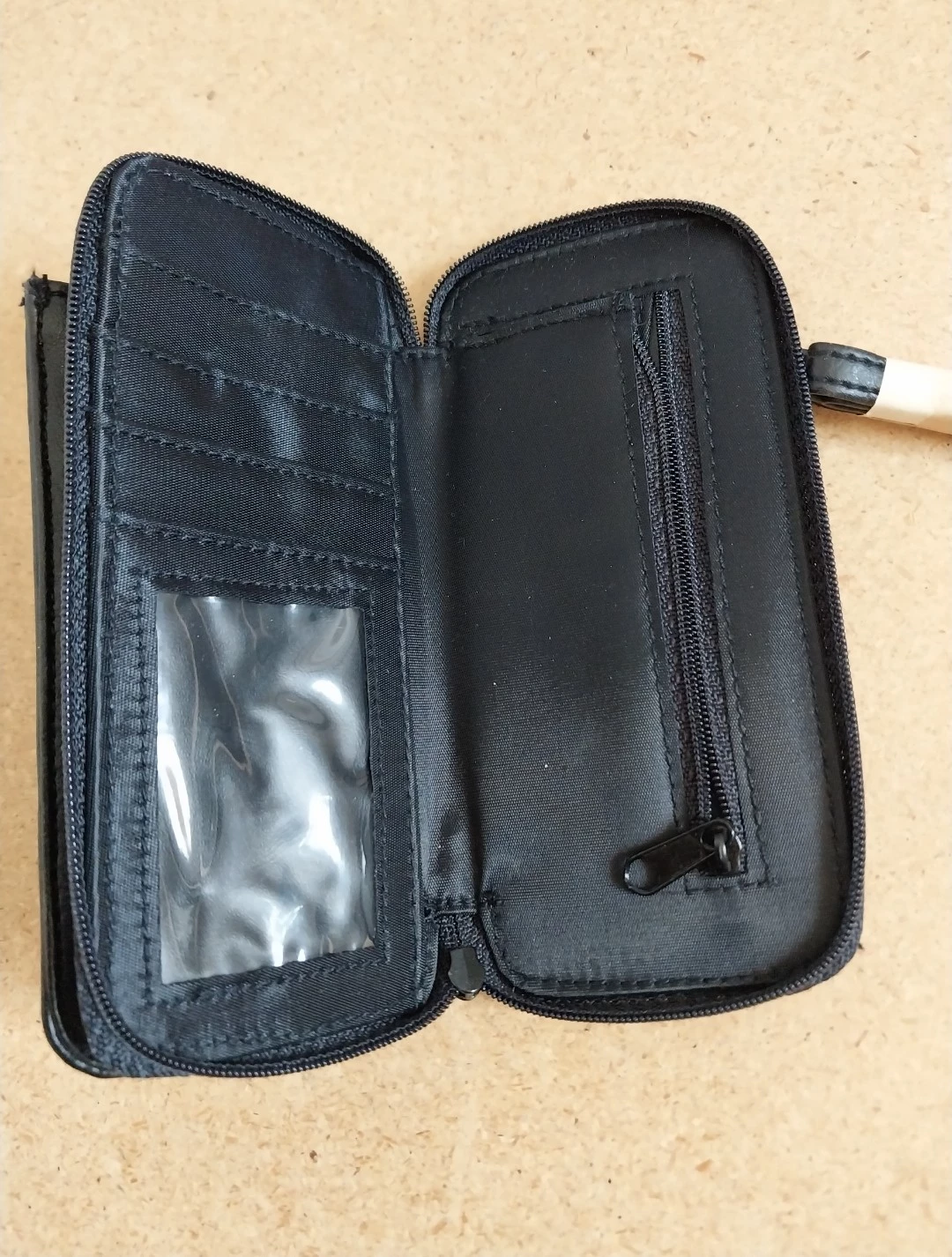 Unplugged Portable Solutions Cell Phone Wallet. Pick up only. - photo 4