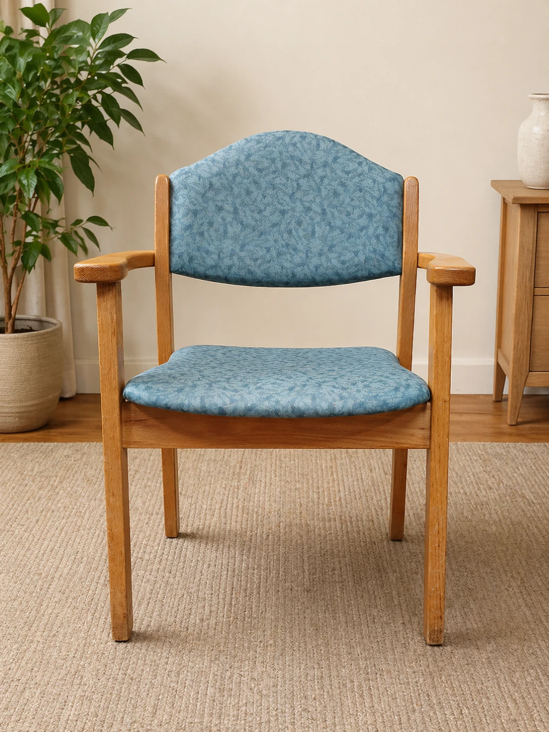 🛍️✨ Wooden Armchair
