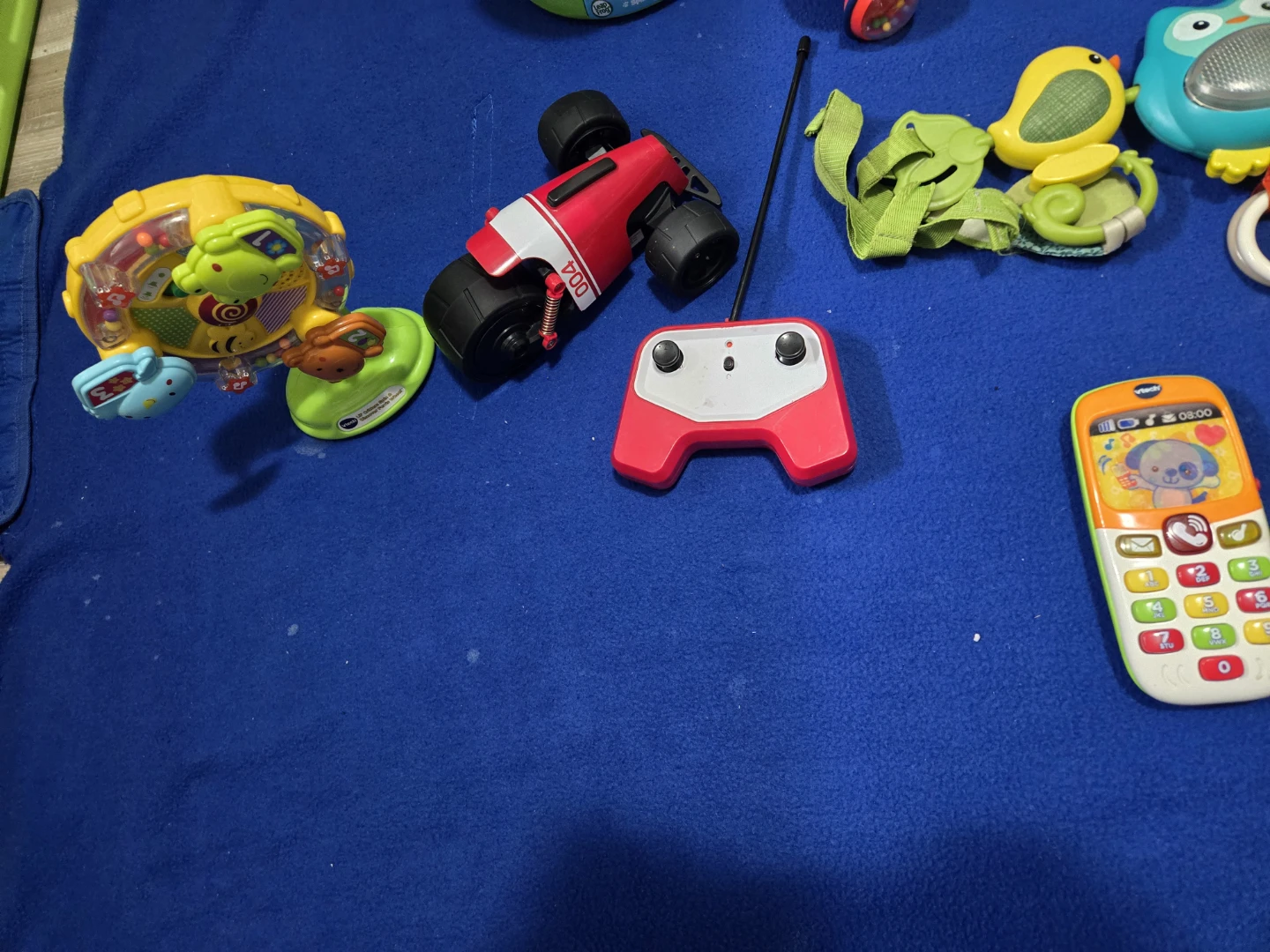 13 Various Toys all with batteries - photo 3