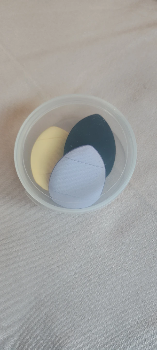 3 Mini Makeup Sponges - Black, Purple, Yellow - photo 2