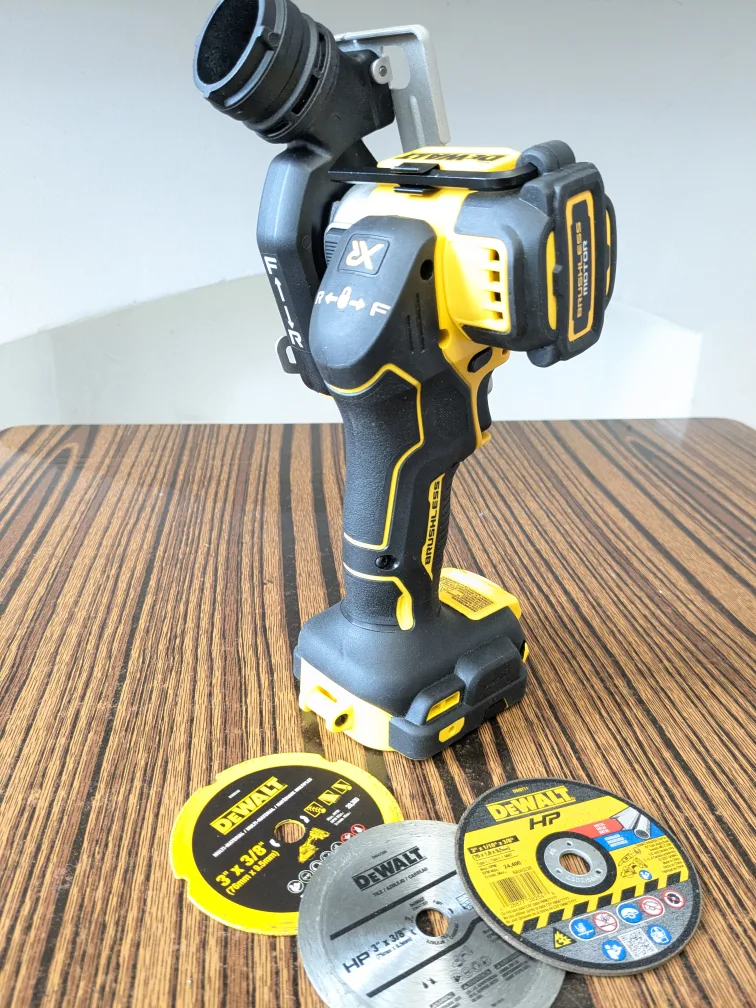 20V Max DeWalt XR Brushless Compact 3 " Cut Off Tool - photo 3