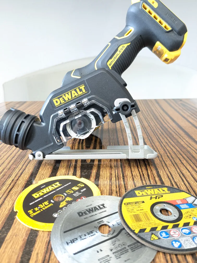 20V Max DeWalt XR Brushless Compact 3 " Cut Off Tool - photo 4