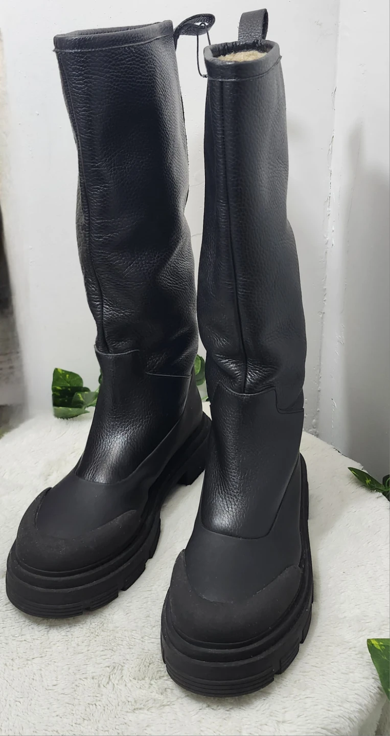 Black Leather Lined Winter Boots - photo 3