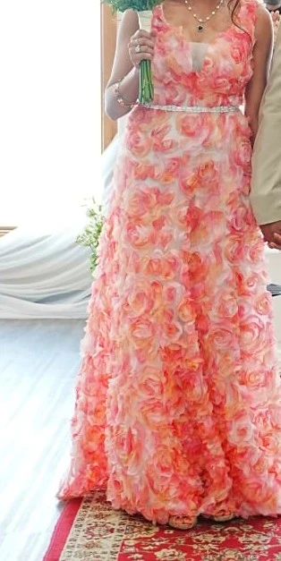Floral Embellished Gown Small - photo 4