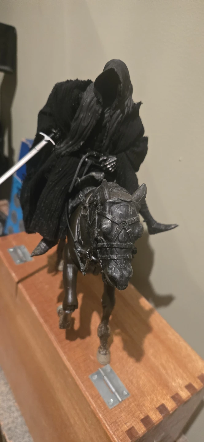 Lord of the Rings Nazgûl on Horse Action Figure - photo 2