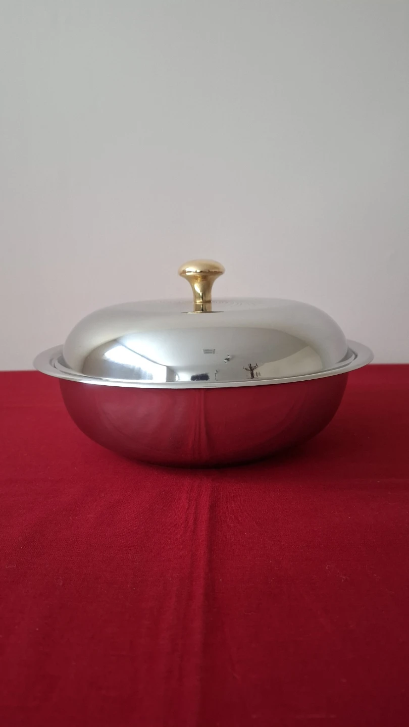 Round Stainless Steel Serving Dish with Lid