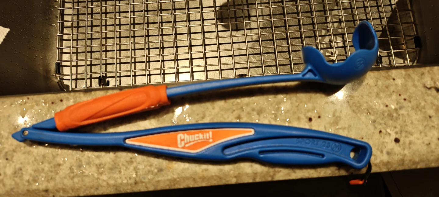 Chuckit! Sport 25" Ball Launcher
