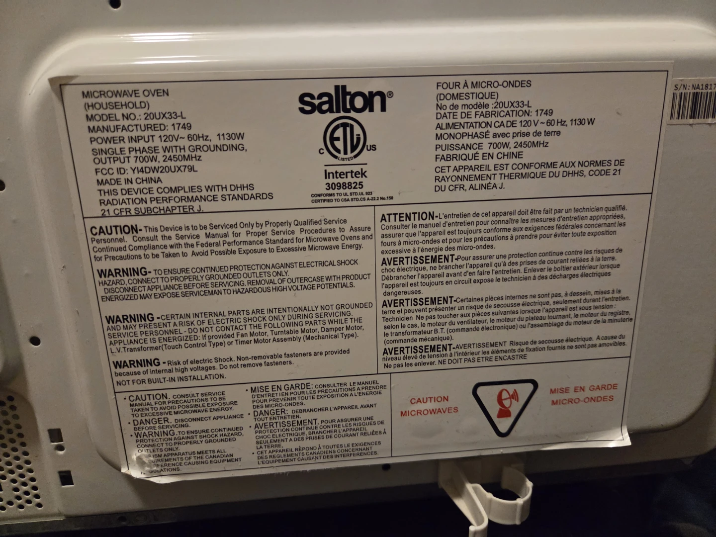 Salton Microwave Oven (Model 20UX33-L) - photo 4