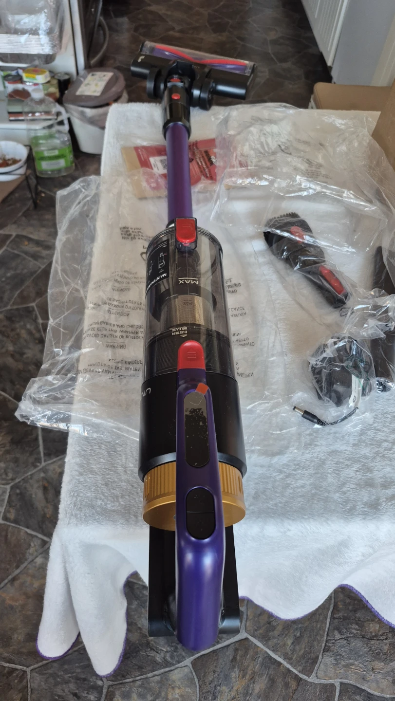 New, Cordless Stick Vacuum Cleaner - photo 2