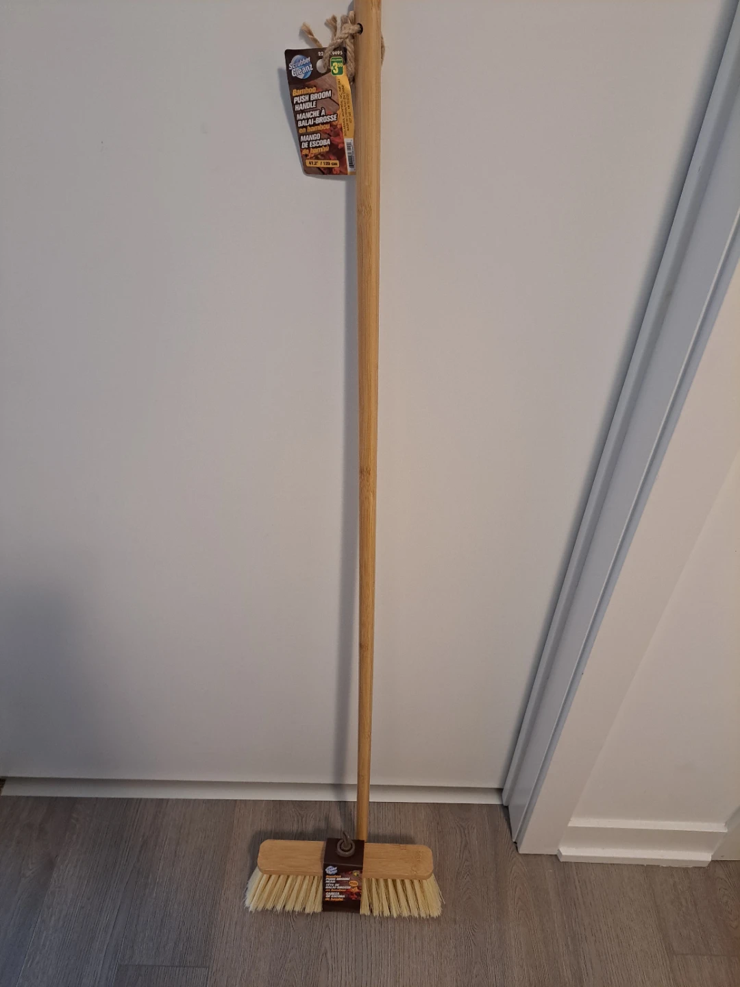 Scrubber Cleanz Bamboo Push Broom