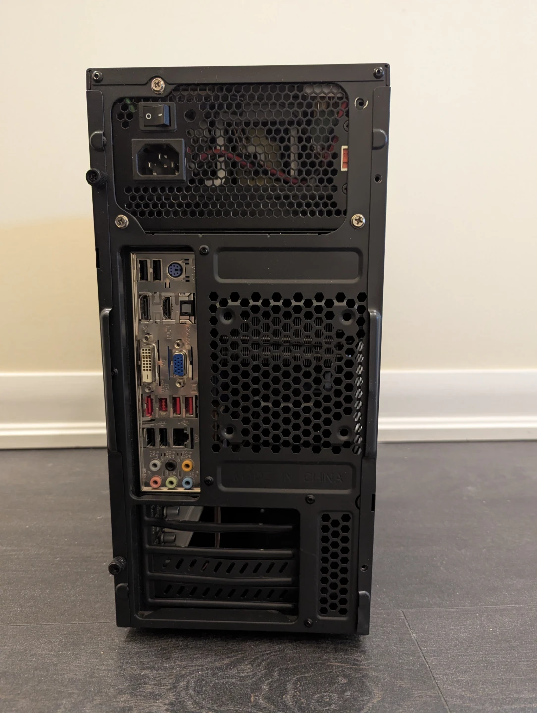 Cooler Master ATX Mid Tower Computer Case - photo 3