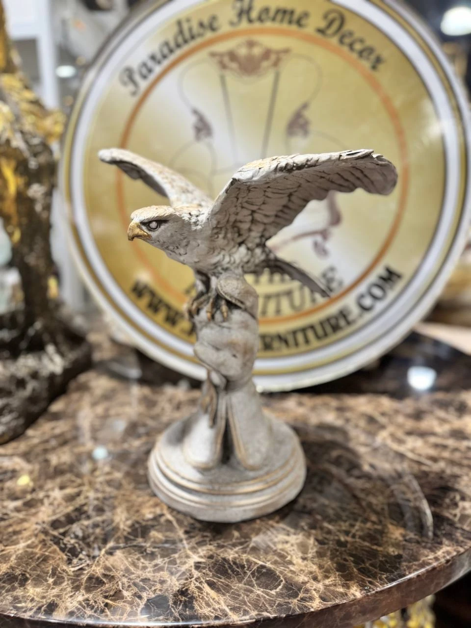 Eagle Figurine Sculpture - photo 2