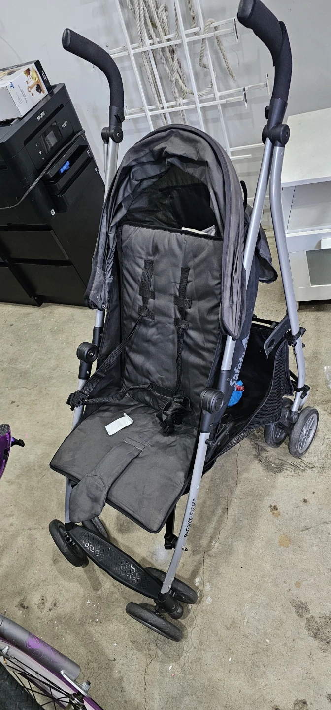 Safety 1st Stroller