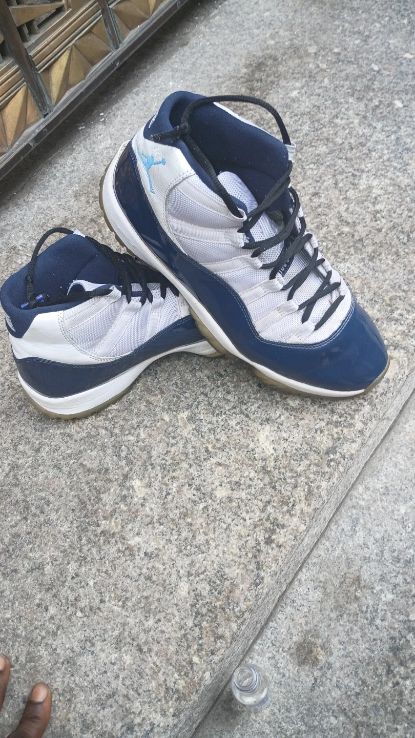 Air Jordan 11 Retro Concord Men's Shoes - photo 2