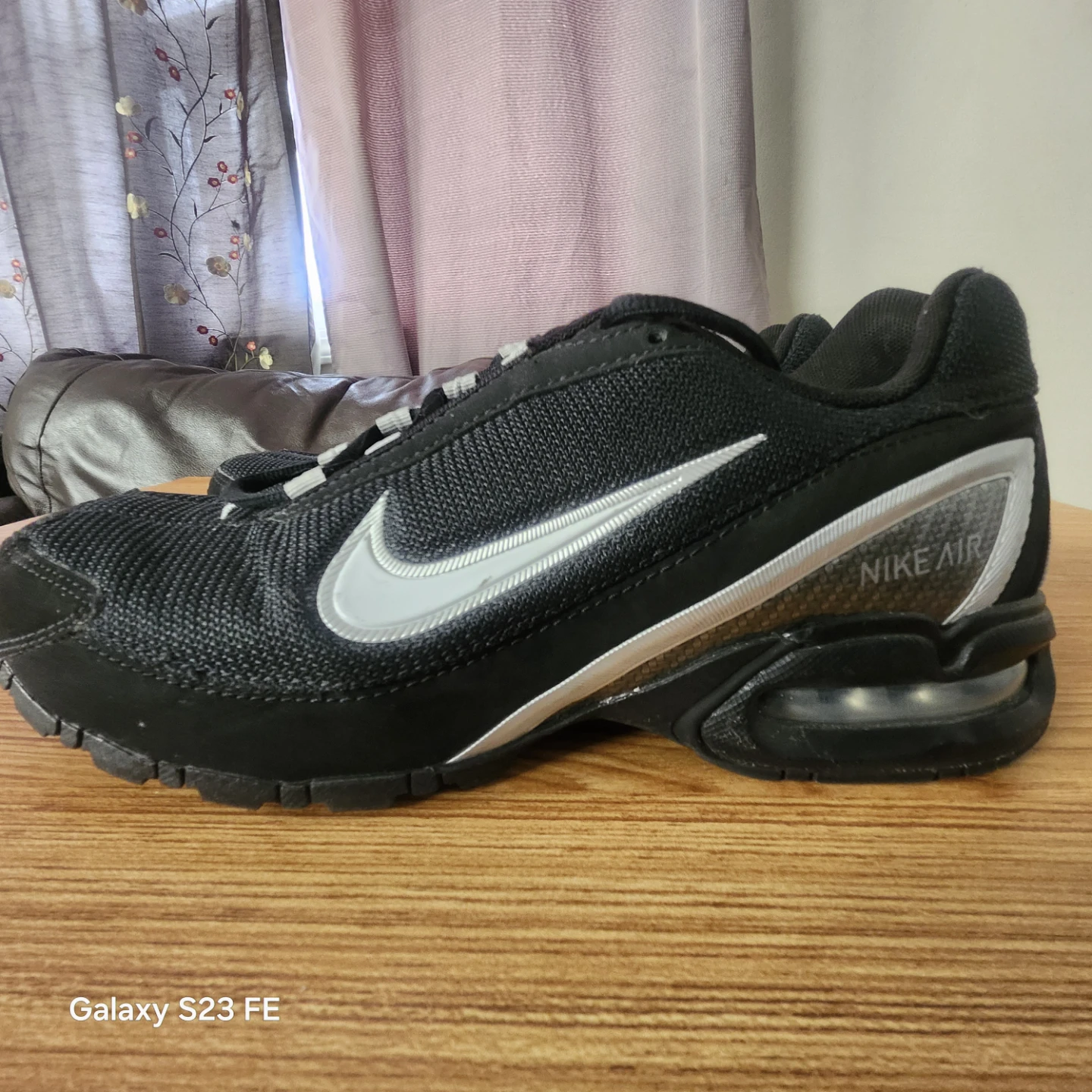 Nike Air Men's  Black/Silver Torch 3 shoes