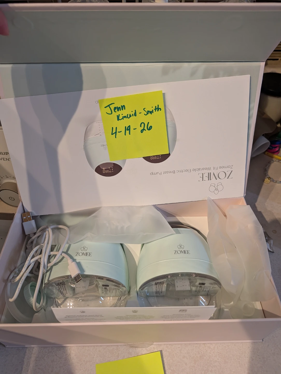 Zomee Fit Wearable Electric Breast Pump