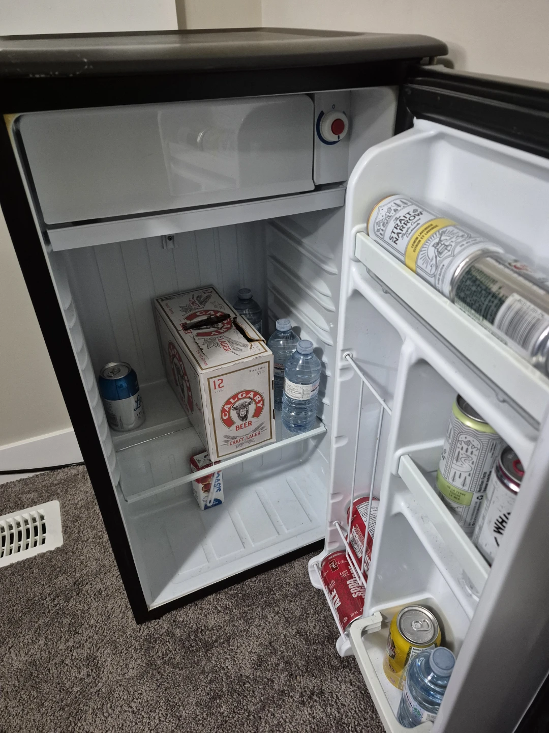 Danby Mini Fridge - photo 2